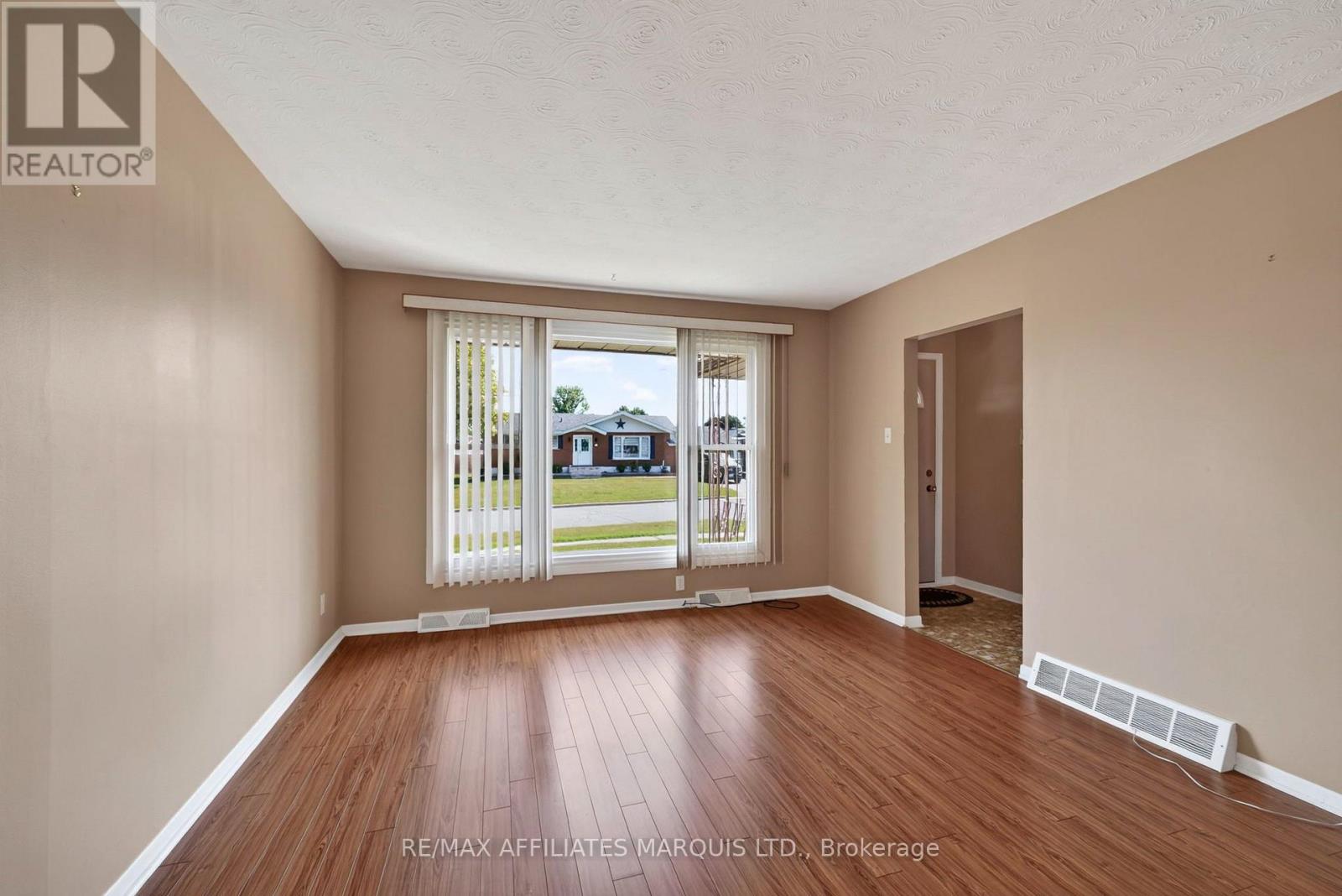 529 ANTHONY STREET - 7