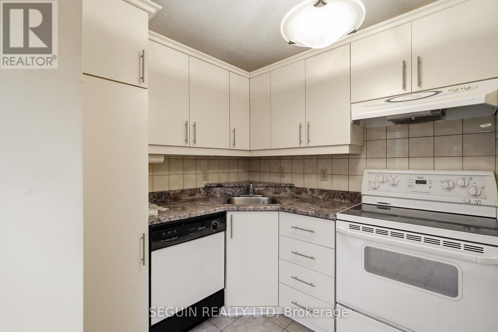 #2 936 LAFLECHE ROAD - 15