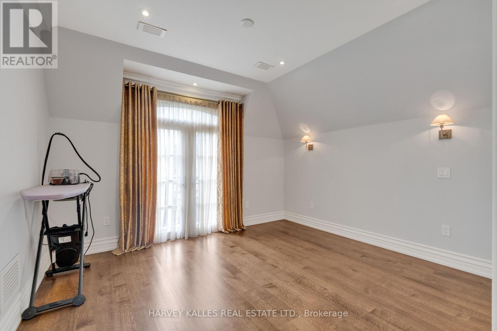 64 YORKMINSTER ROAD - Image 31