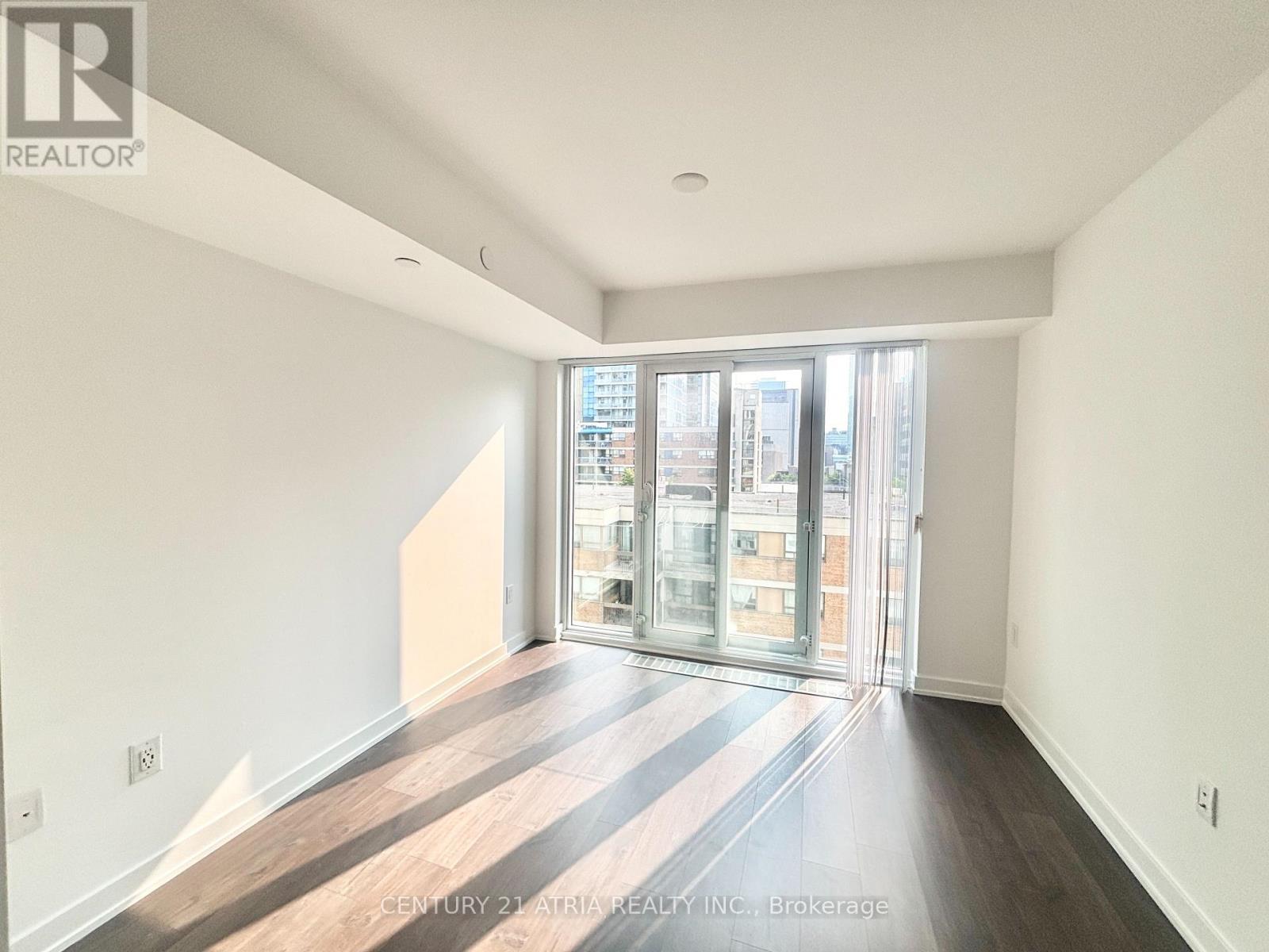 #811 50 MCCAUL ST STREET - 6