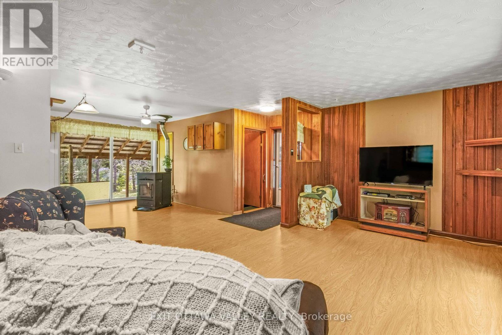 323 BURNT BRIDGE ROAD - Image 18