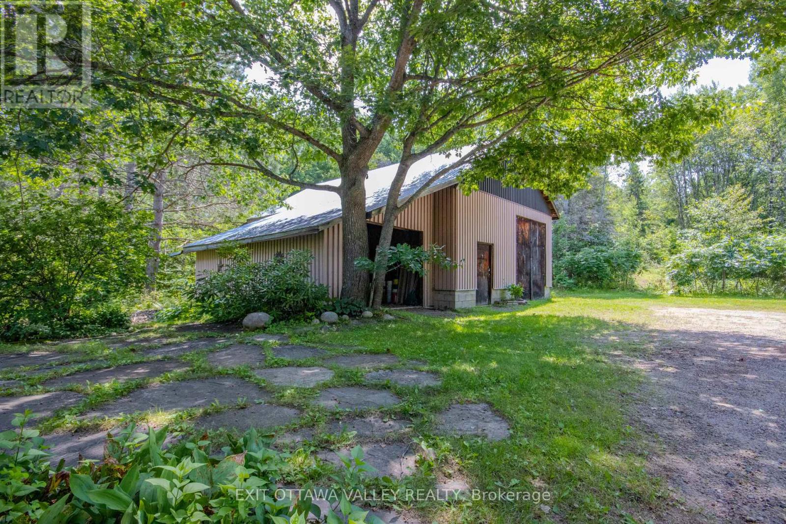 323 BURNT BRIDGE ROAD - Image 3