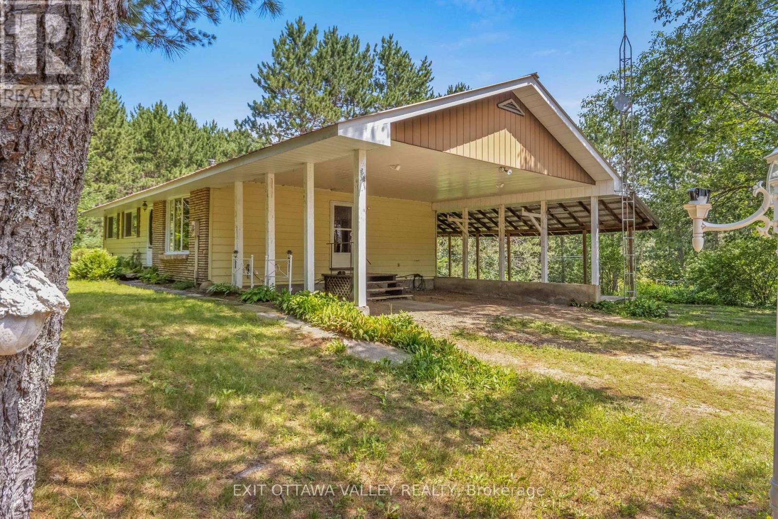 323 BURNT BRIDGE ROAD - Image 31