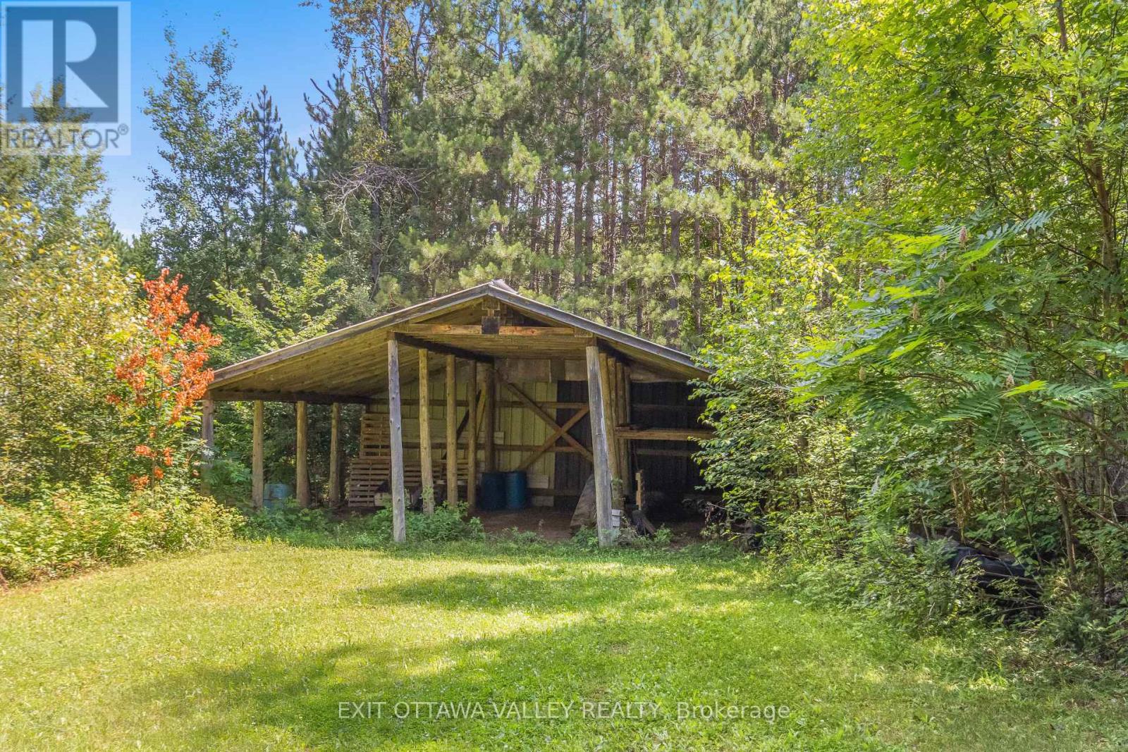 323 BURNT BRIDGE ROAD - Image 38