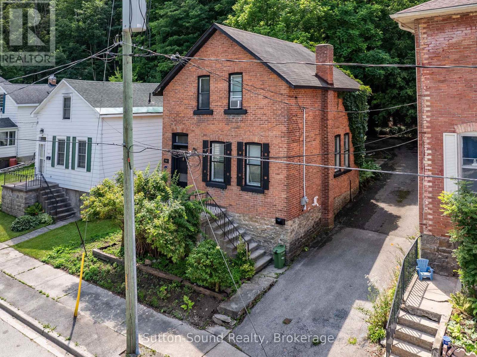 790 3RD AVE A AVENUE W - 1