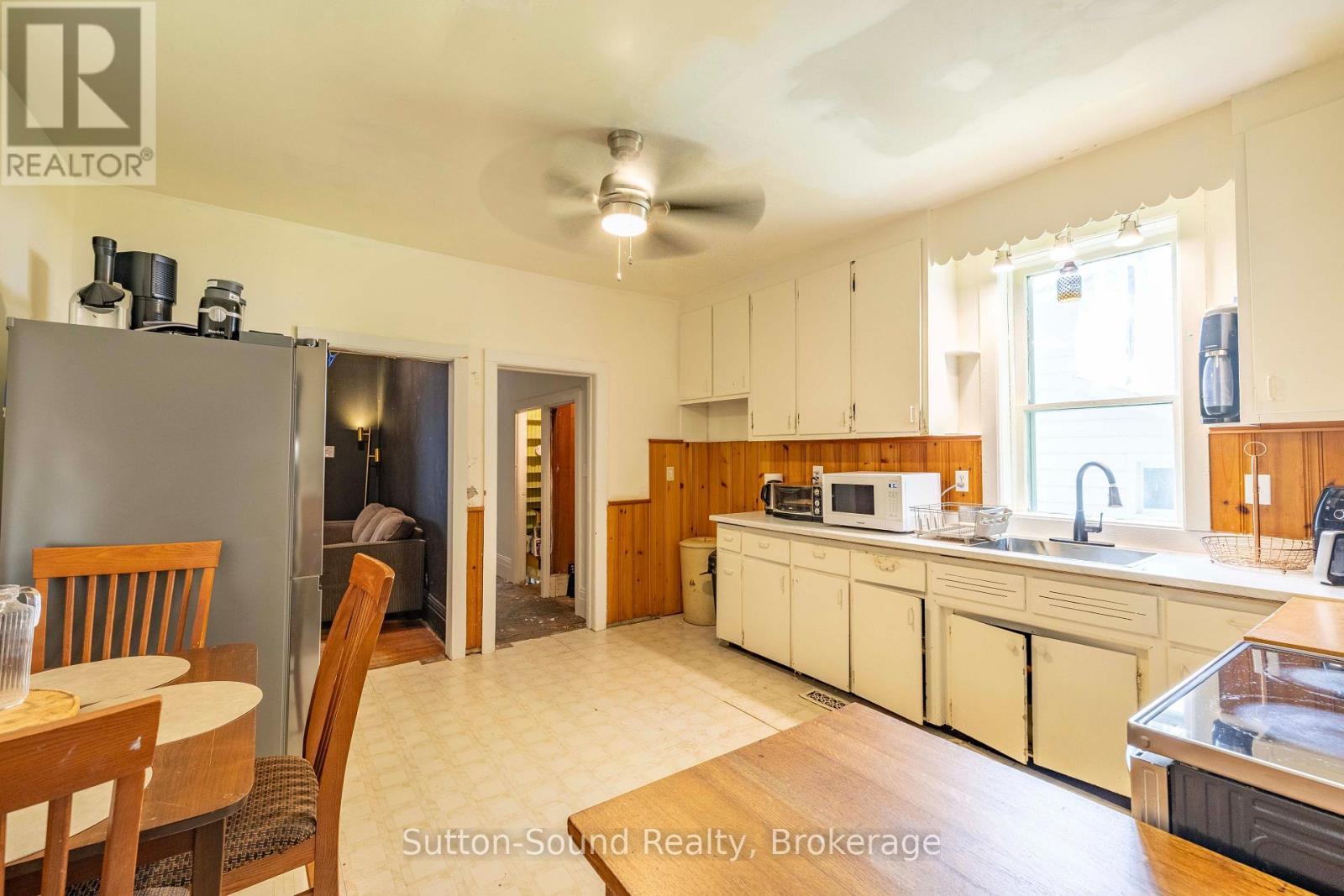 790 3RD AVE A AVENUE W - 10