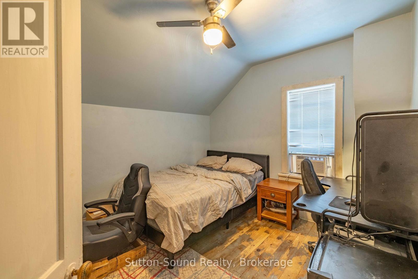790 3RD AVE A AVENUE W - 14