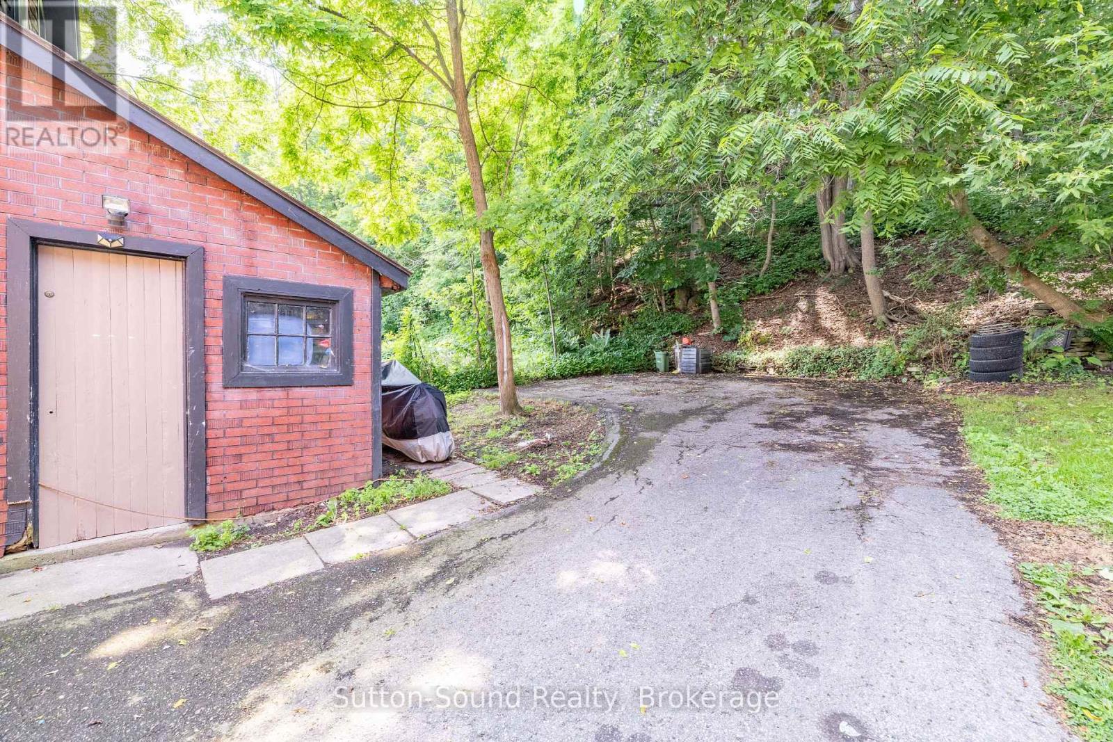 790 3RD AVE A AVENUE W - 19