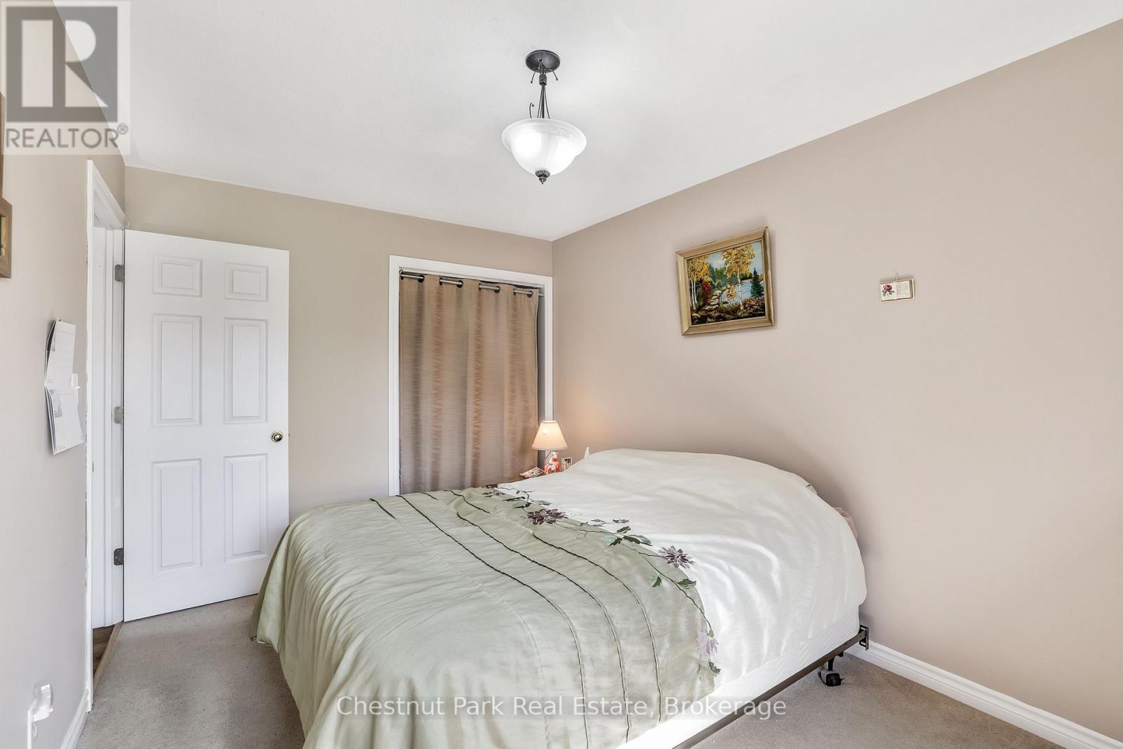 384 URSTADT STREET - 18