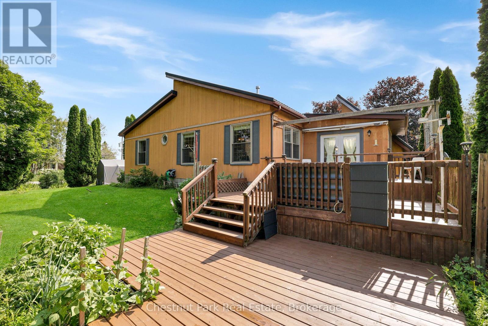 384 URSTADT STREET - 27