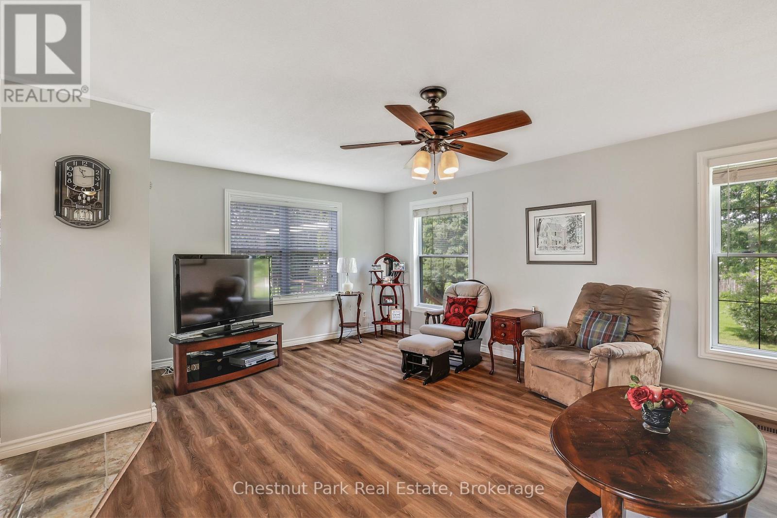 384 URSTADT STREET - 6