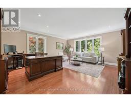 Mud room - 135 Hume Road, Puslinch, ON N0B2J0 Photo 18