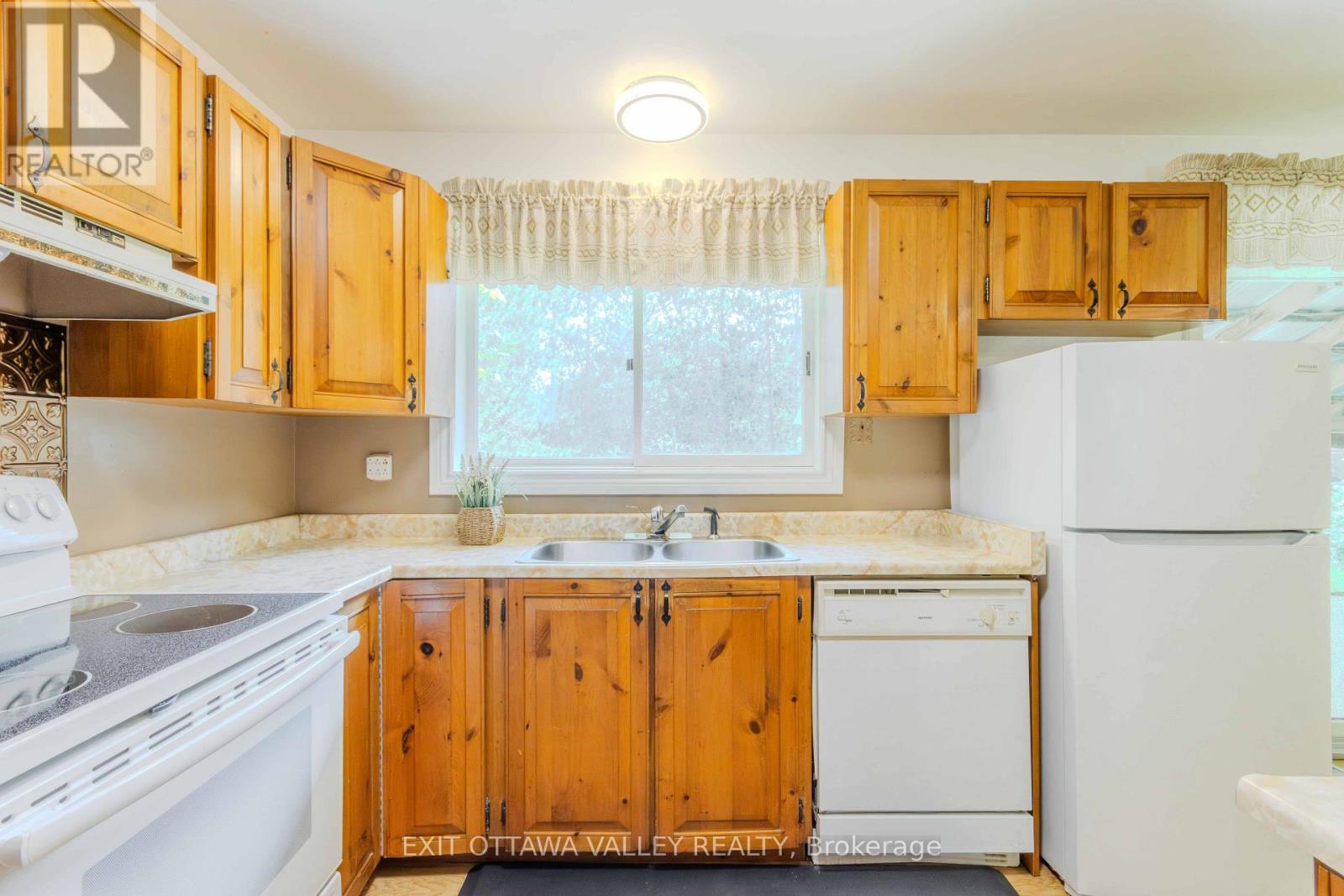 323 BURNT BRIDGE ROAD - Image 8