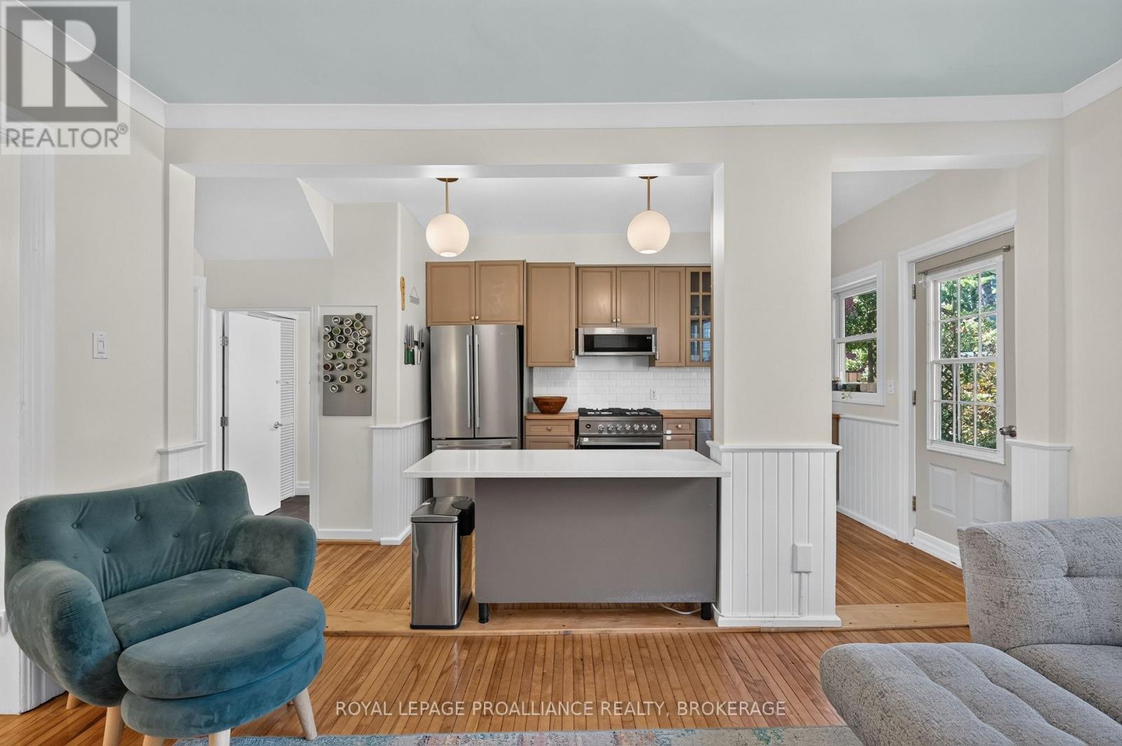36 LIVINGSTON AVENUE - 11