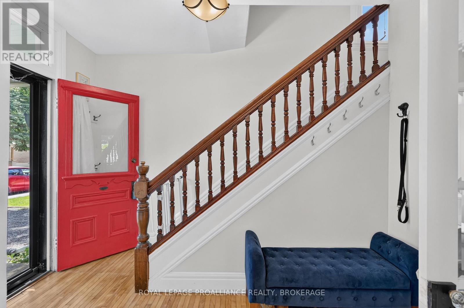 36 LIVINGSTON AVENUE - 15