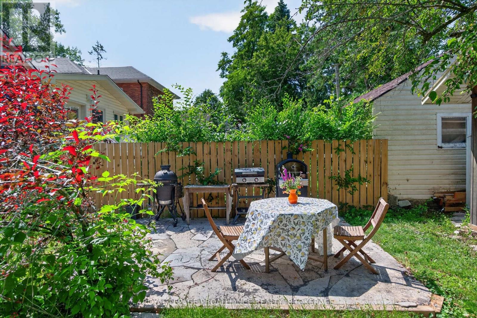 36 LIVINGSTON AVENUE - 29