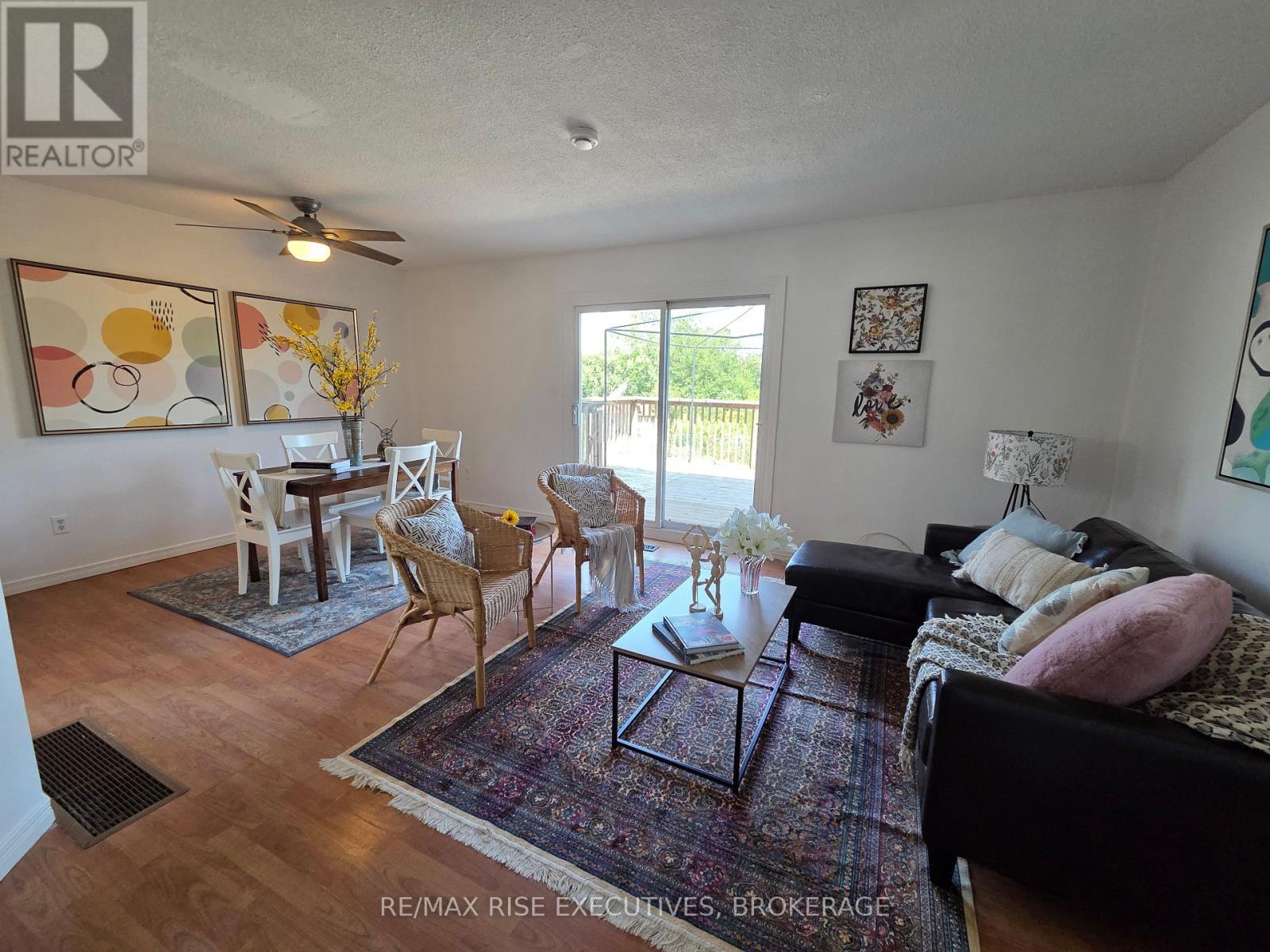 75 WYCLIFFE CRESCENT - 3