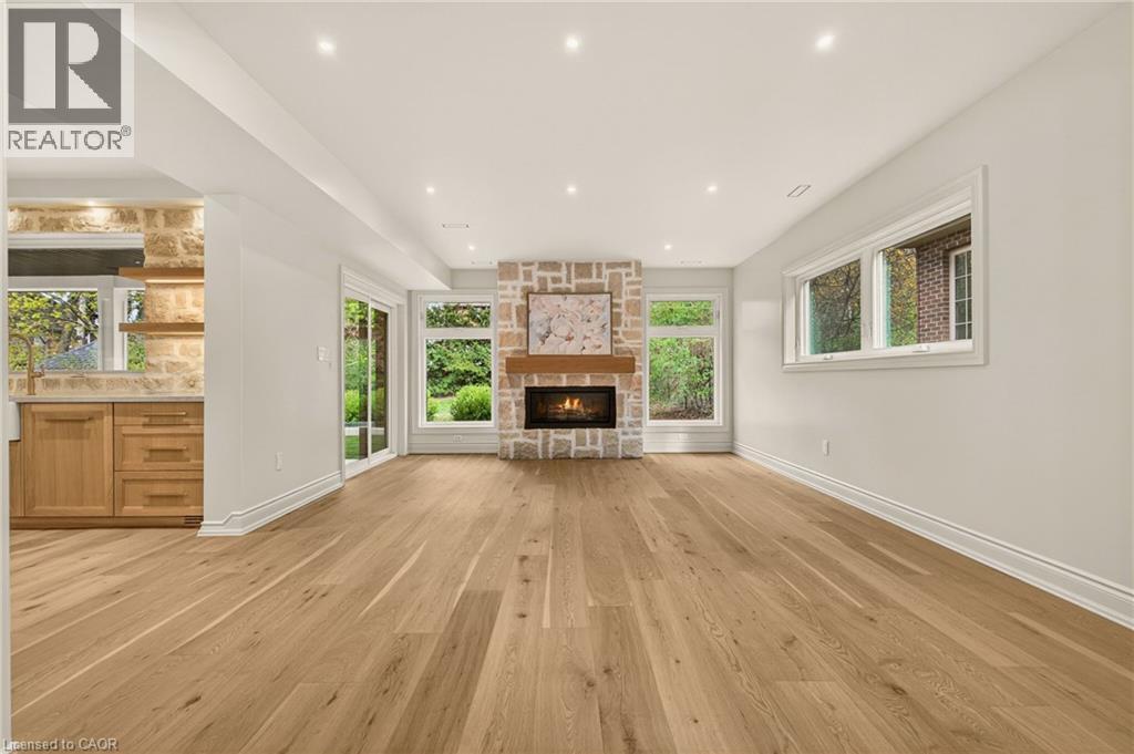 393 HESS Street S - 19