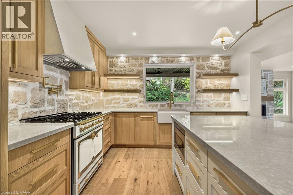 393 HESS Street S - 6