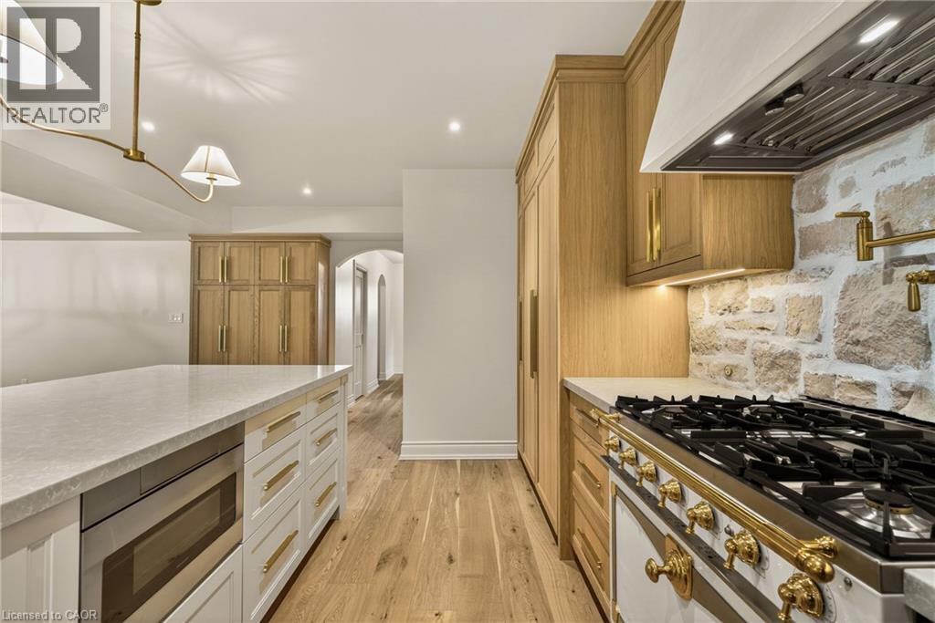 393 HESS Street S - 9