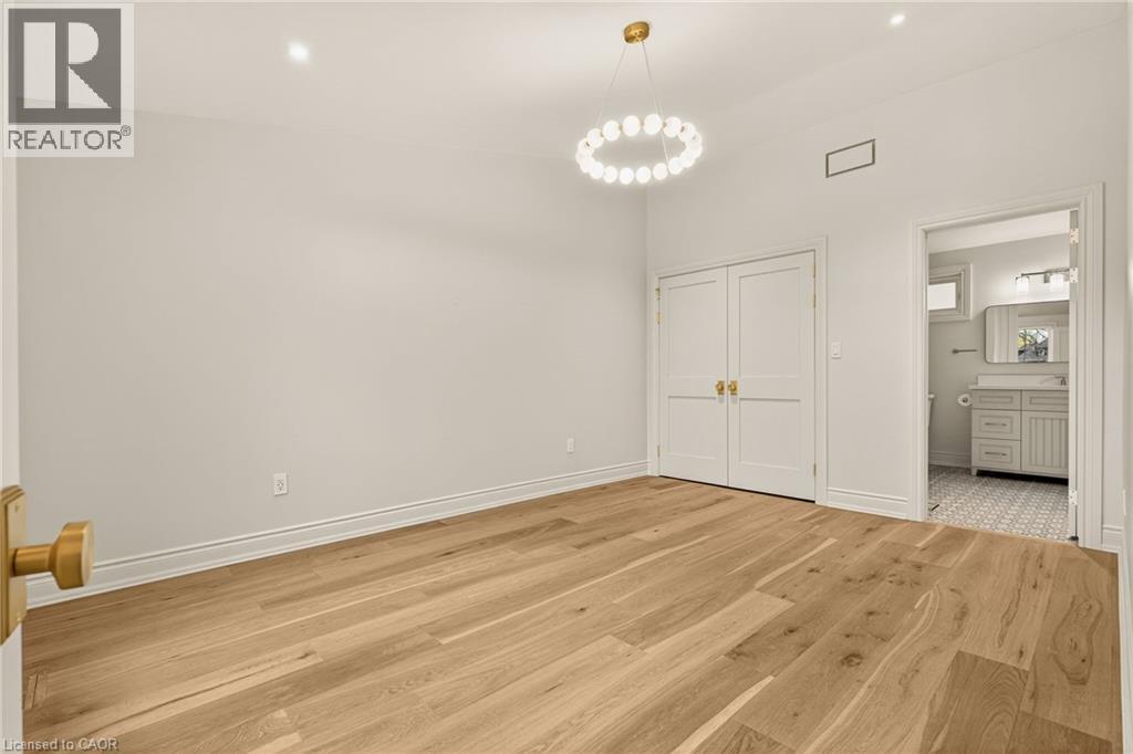 393 HESS Street S - 23