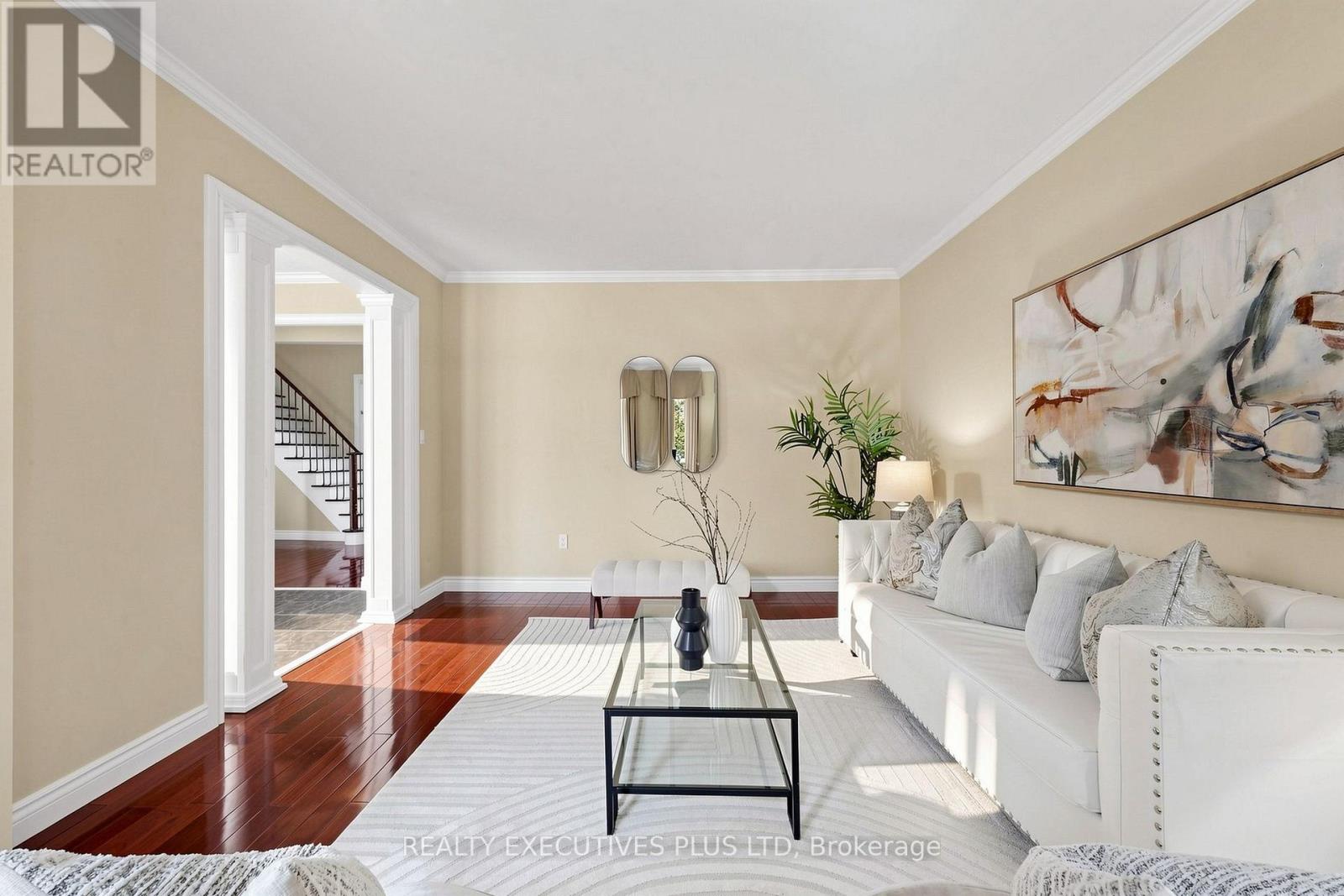 46 WILLIAMSON DRIVE W - 8