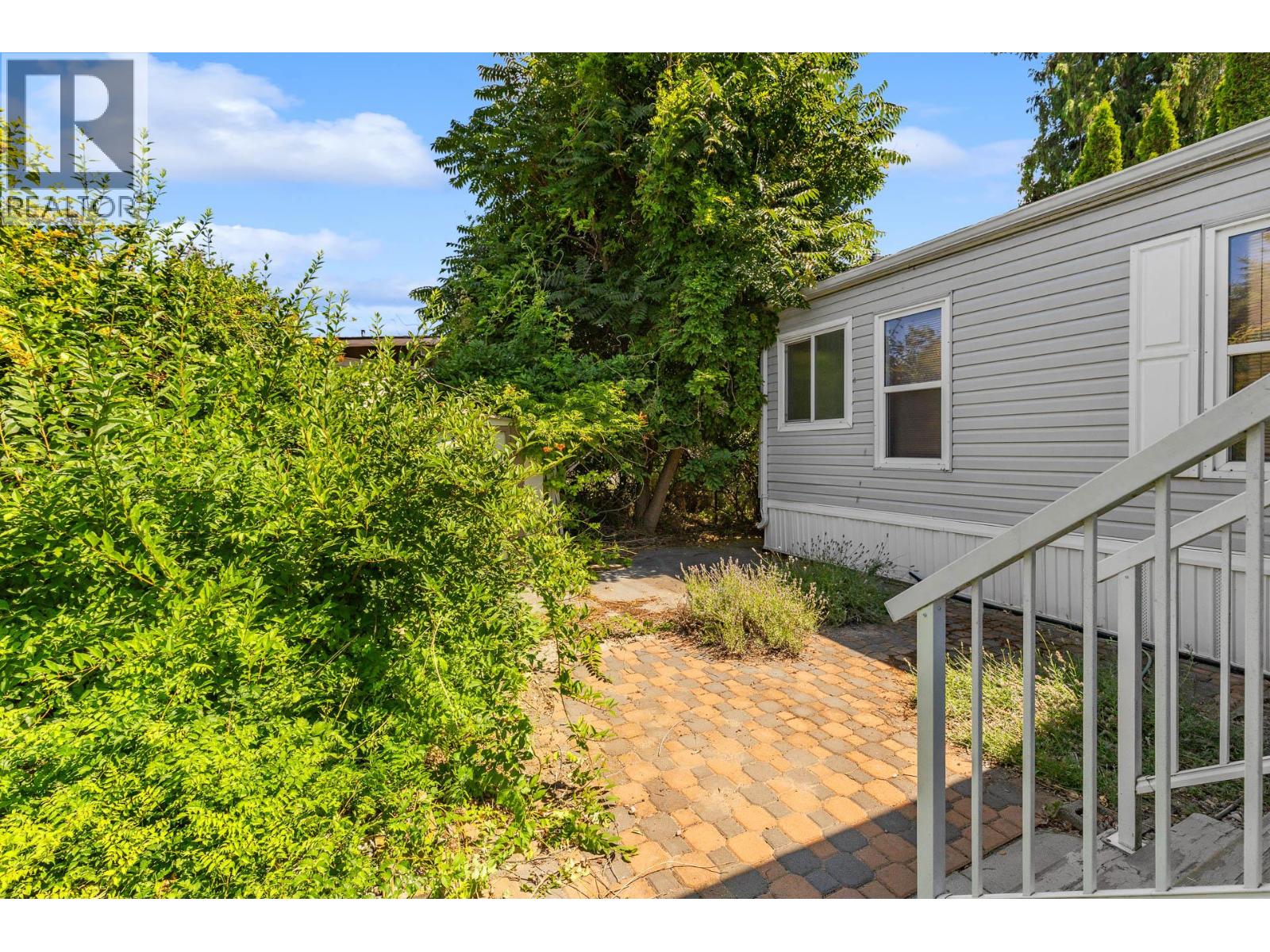 #185 1880 Old Boucherie Road - 25