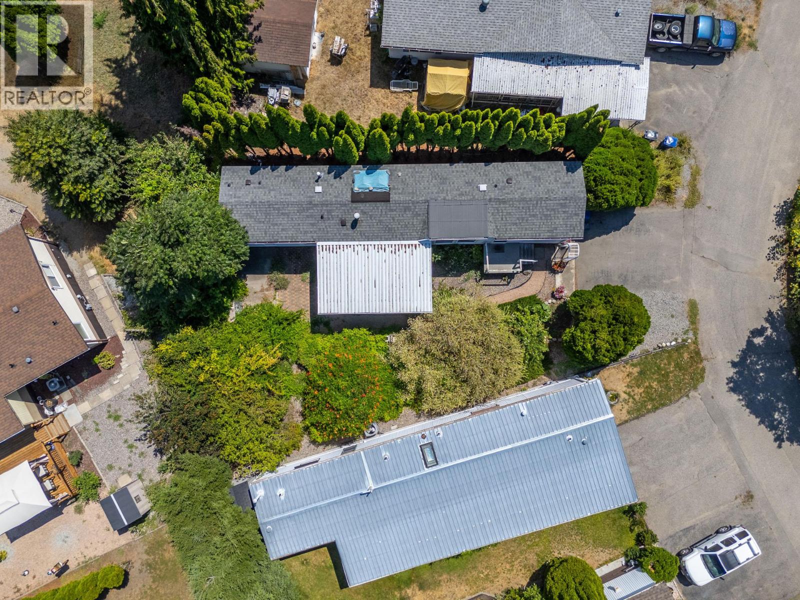 #185 1880 Old Boucherie Road - 34