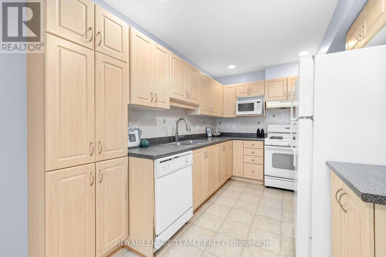 189 GRAY CRESCENT - Image 13