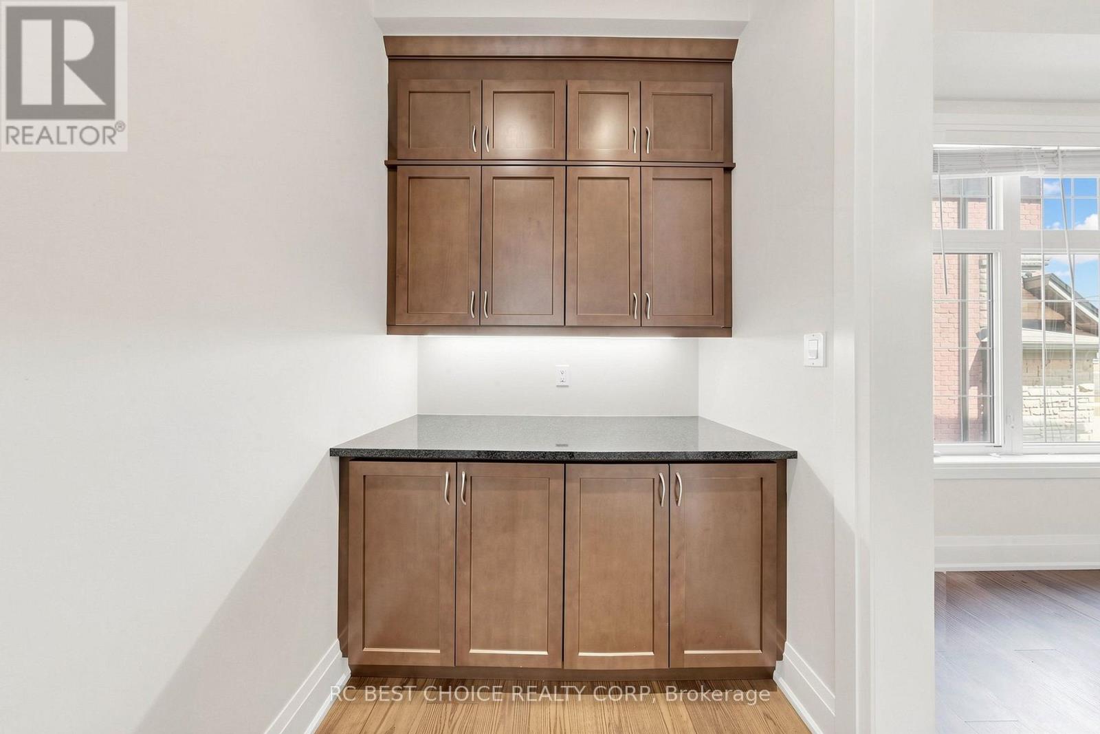 10 RIDGEPOINT ROAD - 11