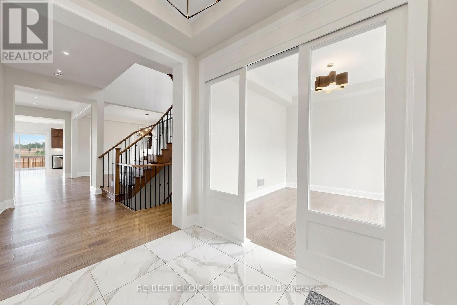 10 RIDGEPOINT ROAD - 15
