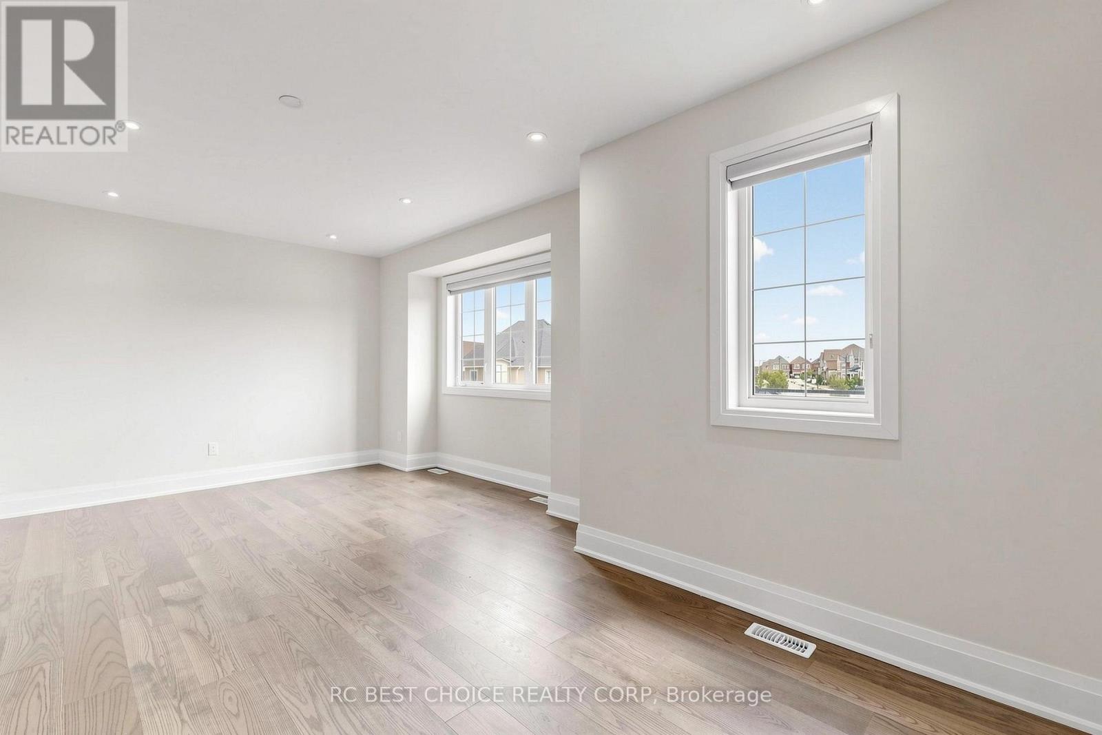 10 RIDGEPOINT ROAD - 23