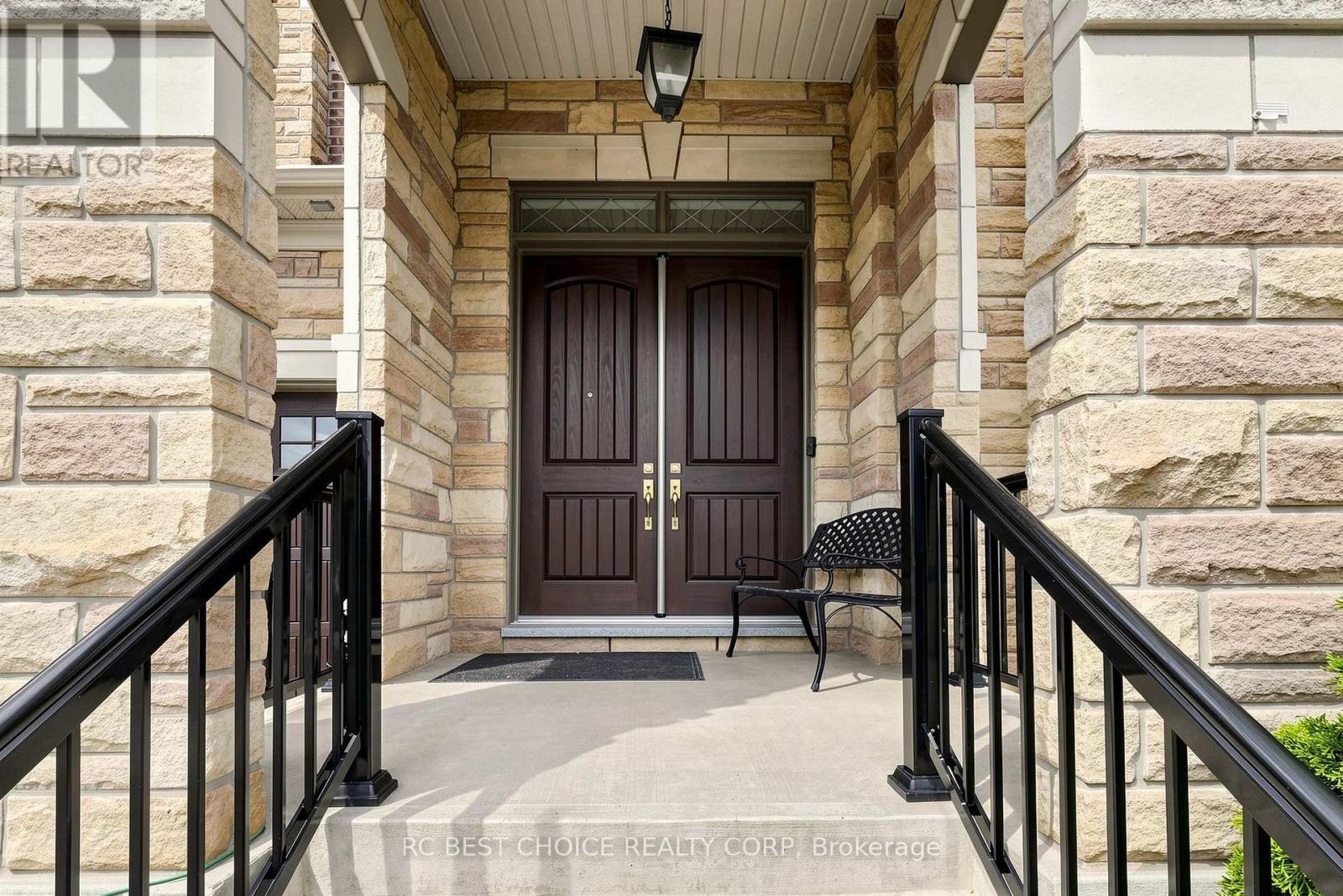 10 RIDGEPOINT ROAD - 4