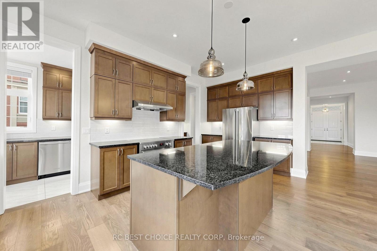 10 RIDGEPOINT ROAD - 9