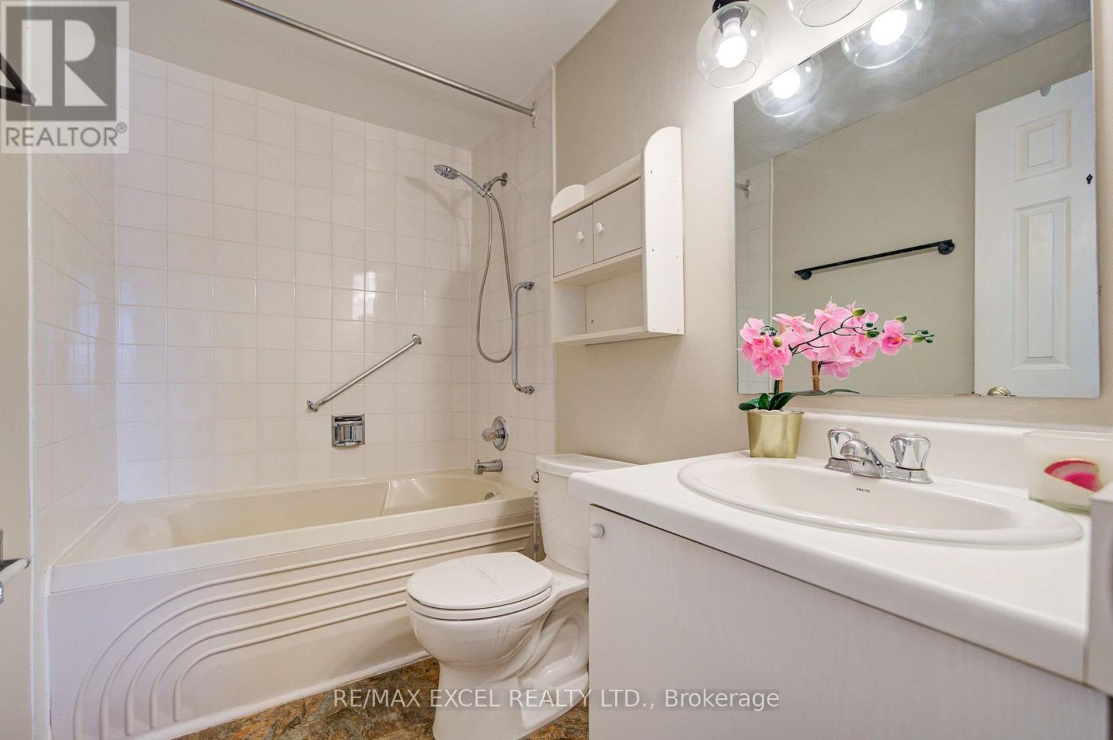 563 TARA HILL CIRCLE - 33