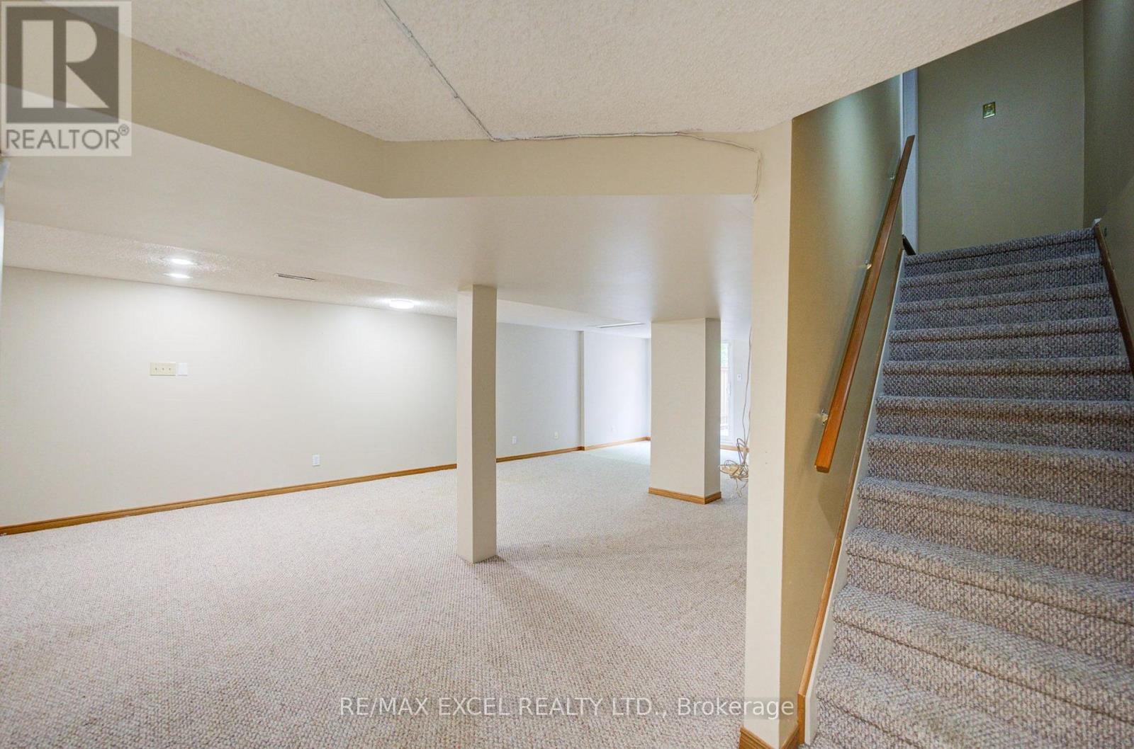 563 TARA HILL CIRCLE - 36