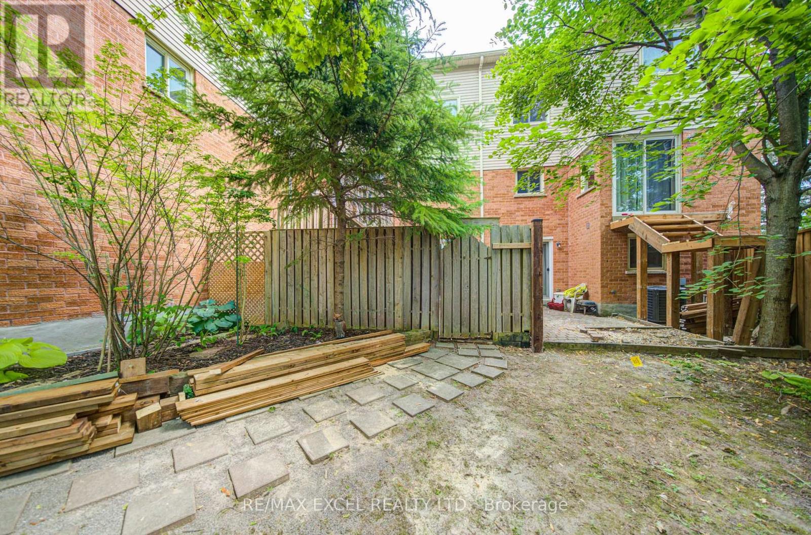 563 TARA HILL CIRCLE - 48