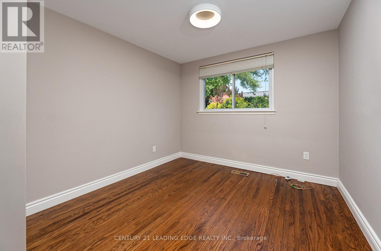 120 SHERWOOD FOREST DRIVE - Image 15