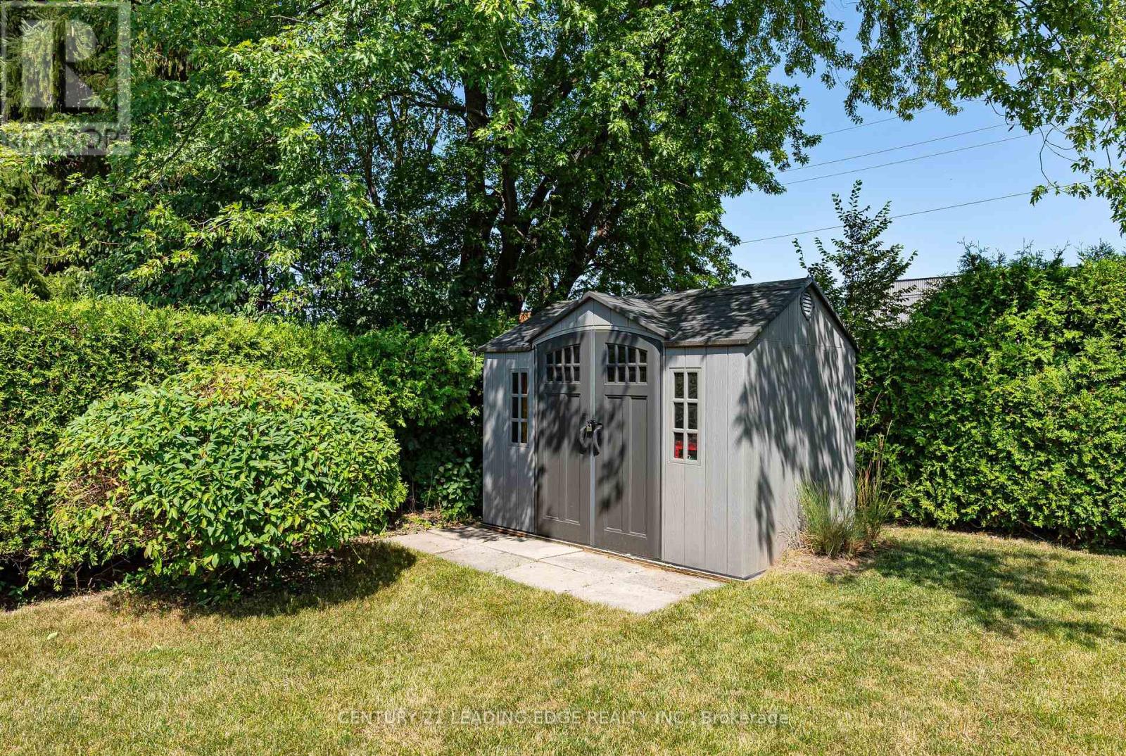 120 SHERWOOD FOREST DRIVE - Image 27