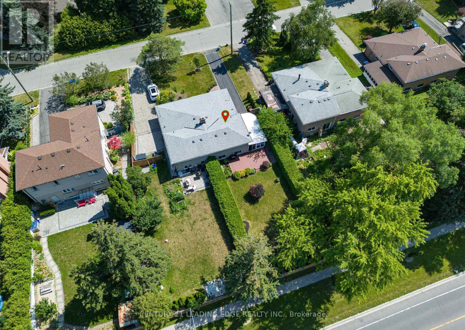 120 SHERWOOD FOREST DRIVE - Image 31