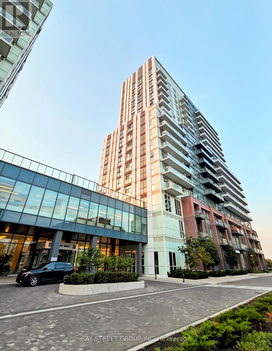 1708 - 38 HONEYCRISP CRESCENT