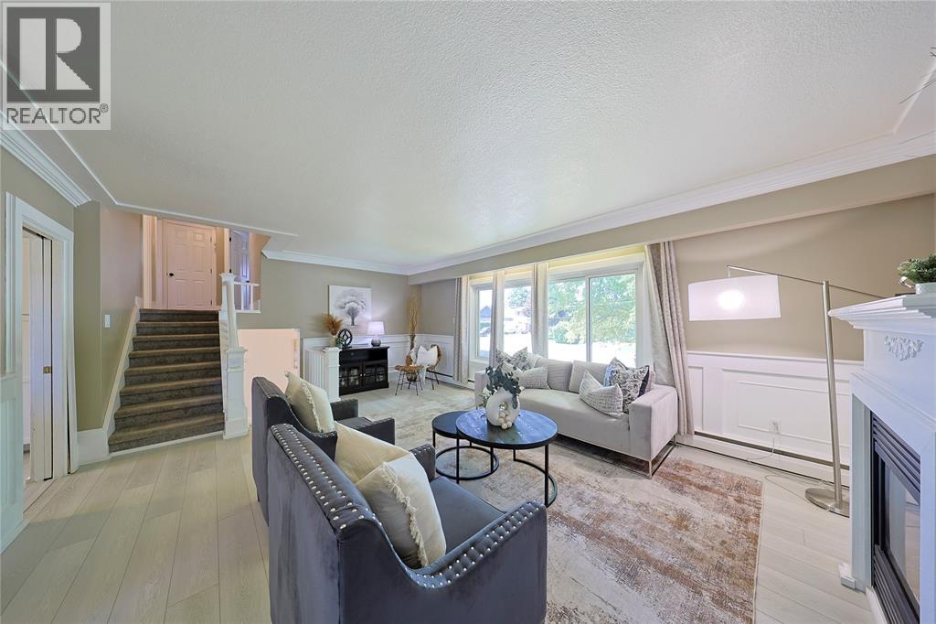 546 PRINCESS STREET - 20