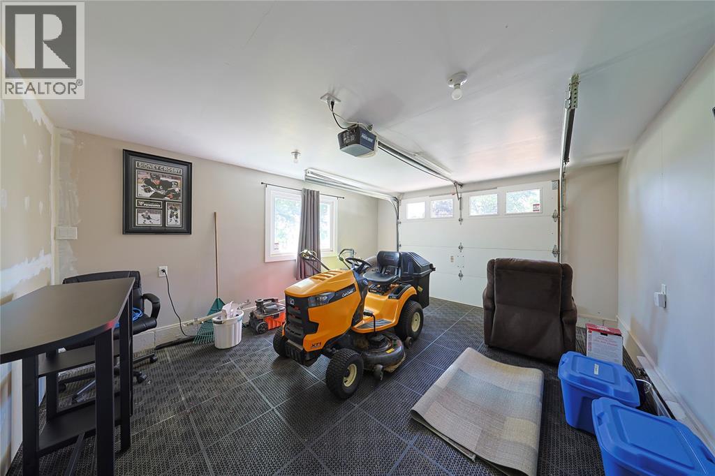 546 PRINCESS STREET - 40