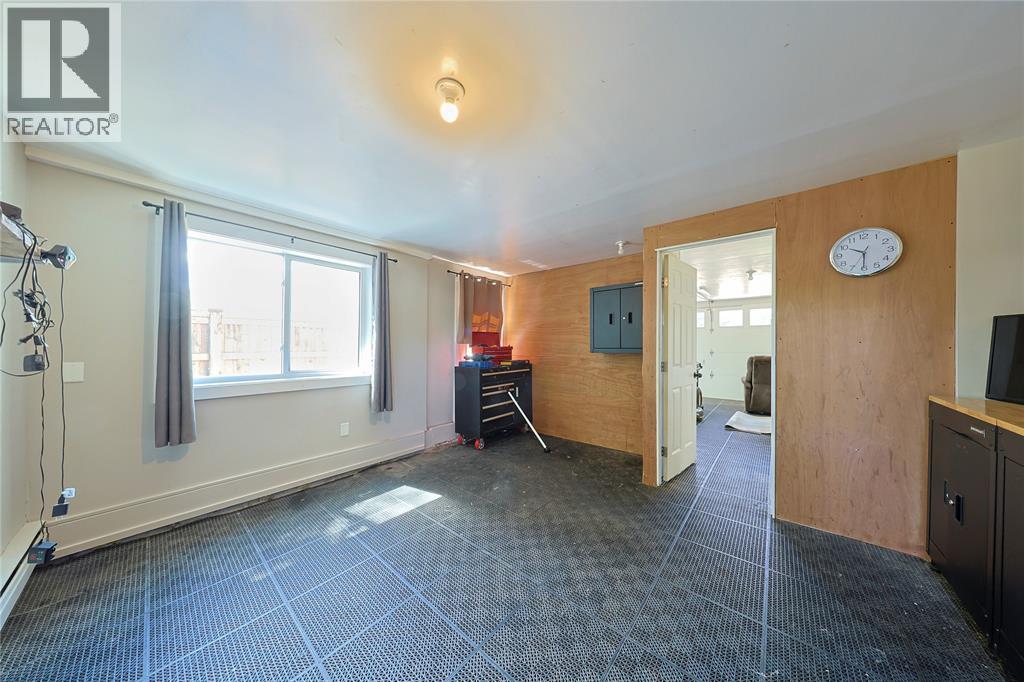 546 PRINCESS STREET - 41