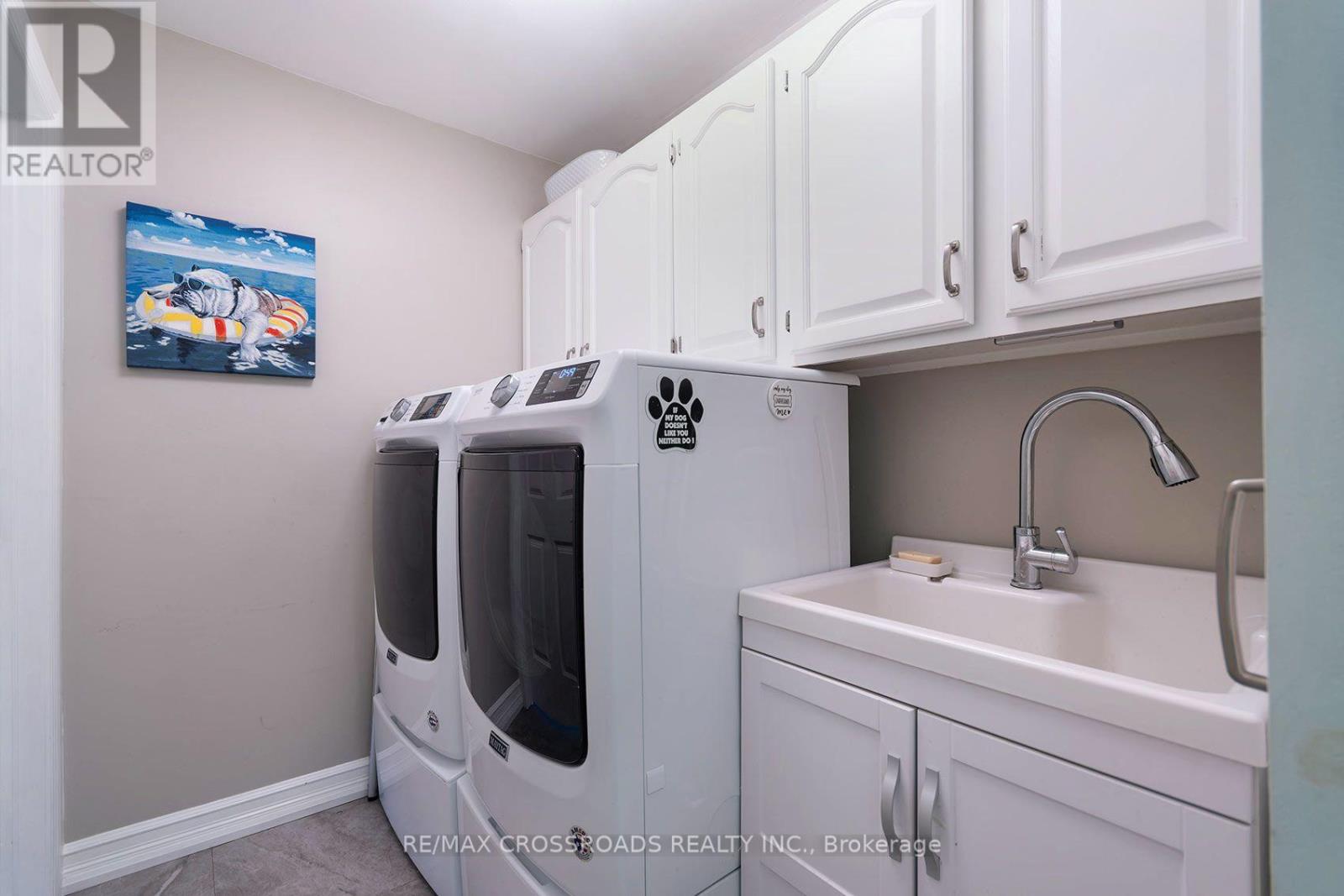 5 BUTTERY COURT - 26