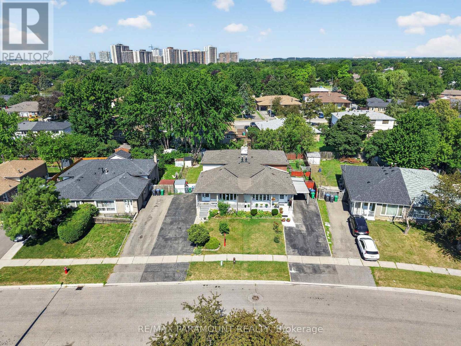 66 DONCASTER DRIVE - 36