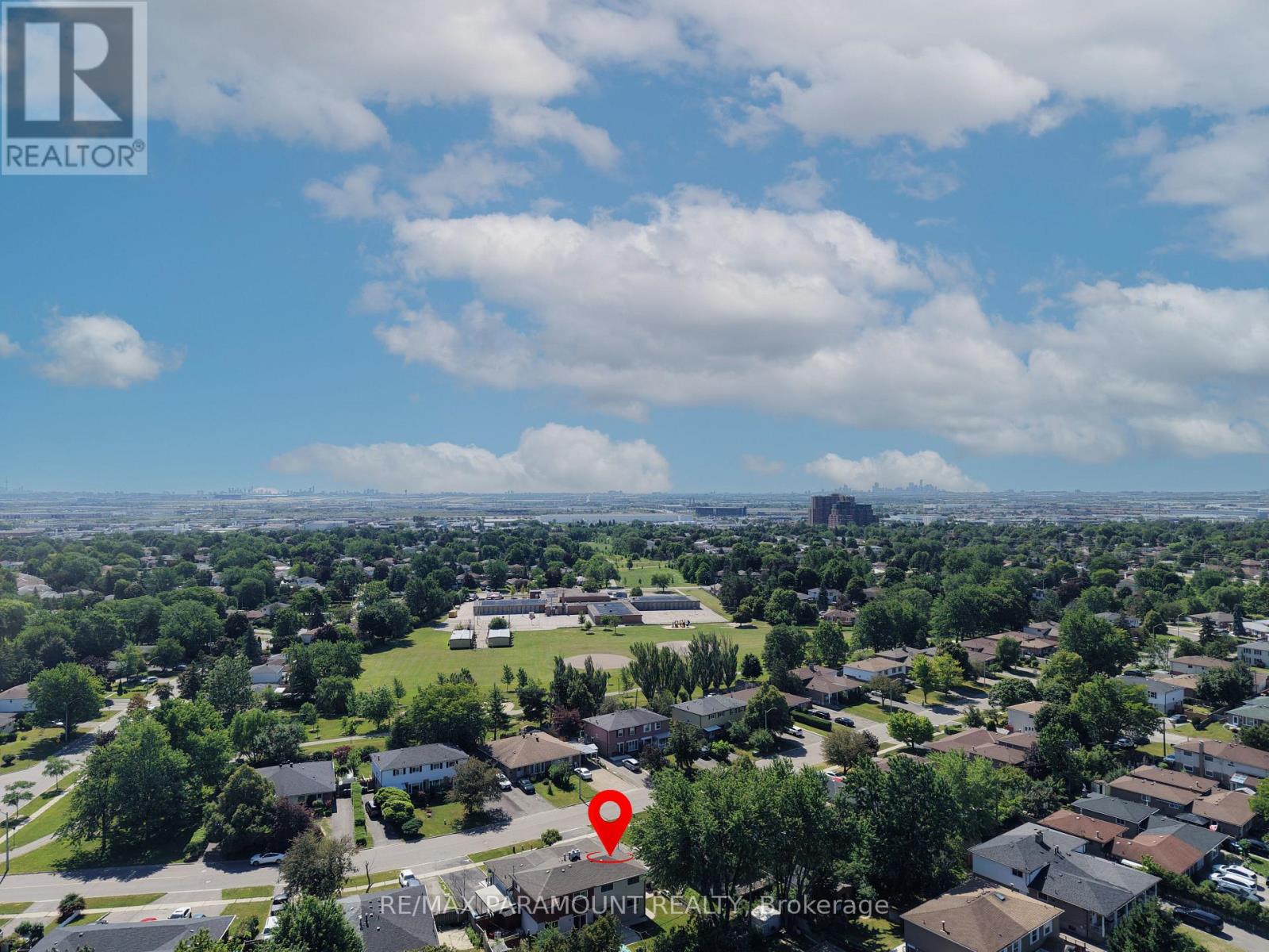 66 DONCASTER DRIVE - 39