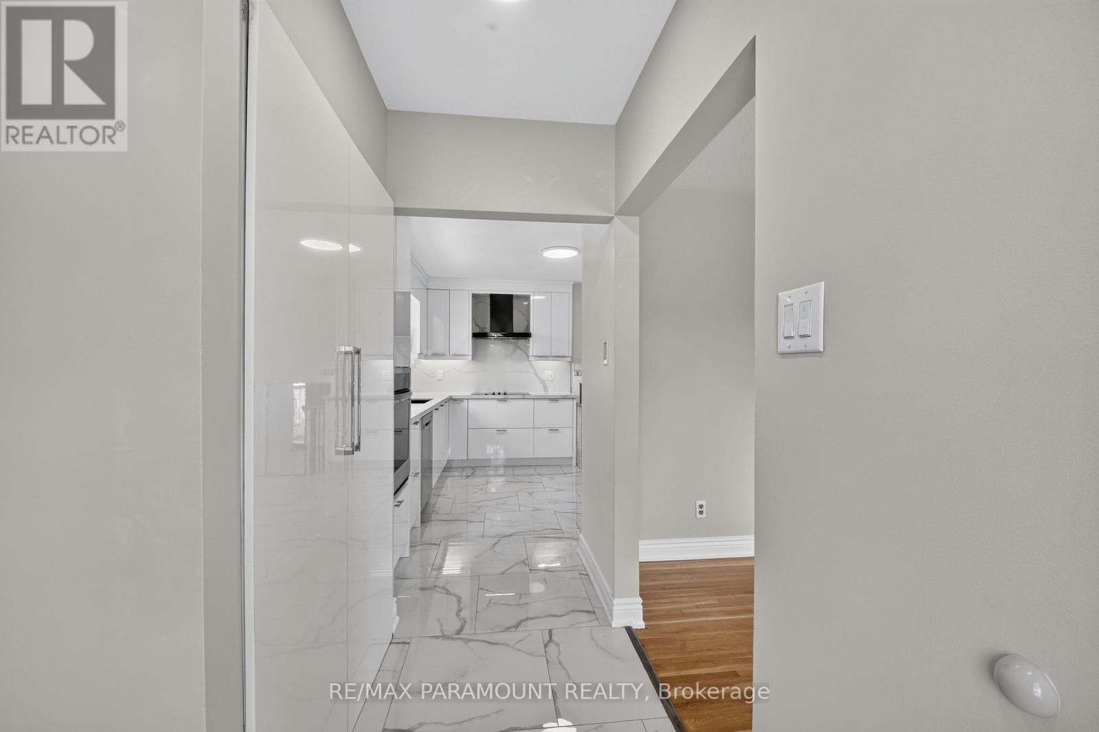 66 DONCASTER DRIVE - 5