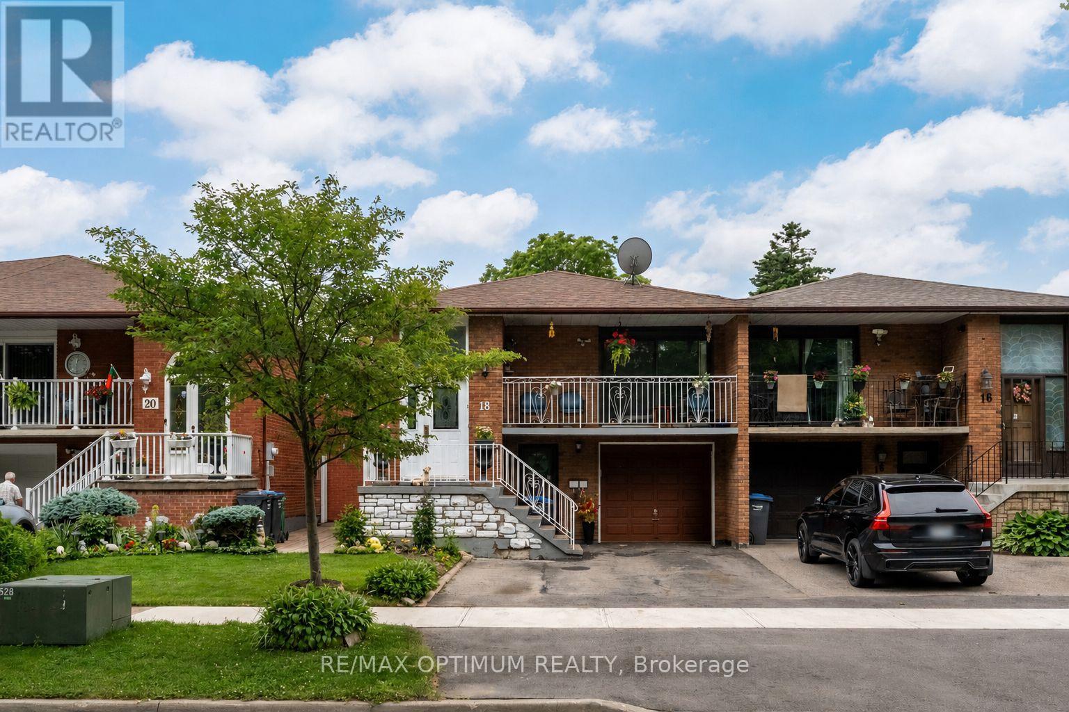 18 CURTIS DRIVE, Brampton (Brampton South) — photo 3