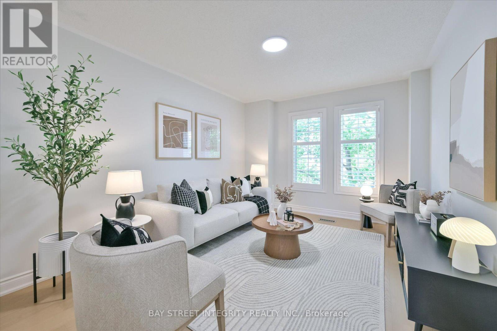 208 GEORGIAN DRIVE - 16